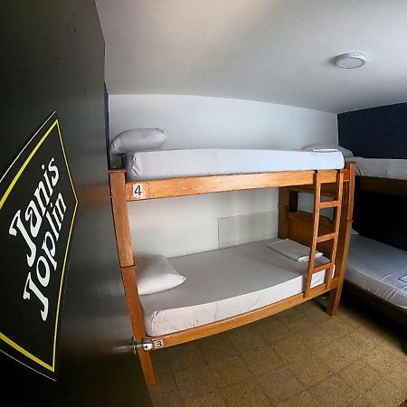 Rock Hostel Медельїн Екстер'єр фото